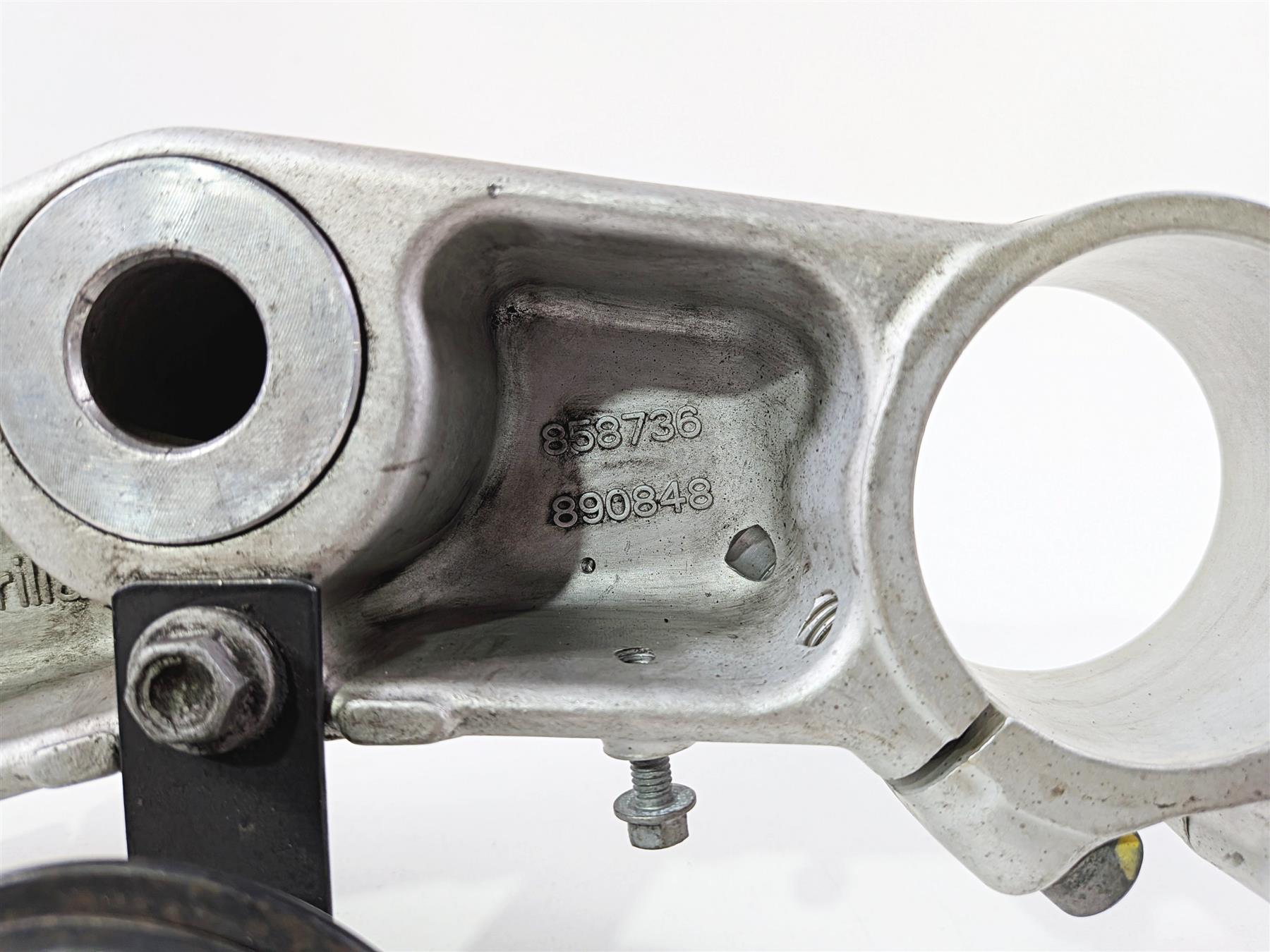 2014 Aprilia RSV4 RR Factory Lower Triple Tree Steering Clamp Ohlins 890848 {{ shop.shopifyCountryName }} - Mototech271