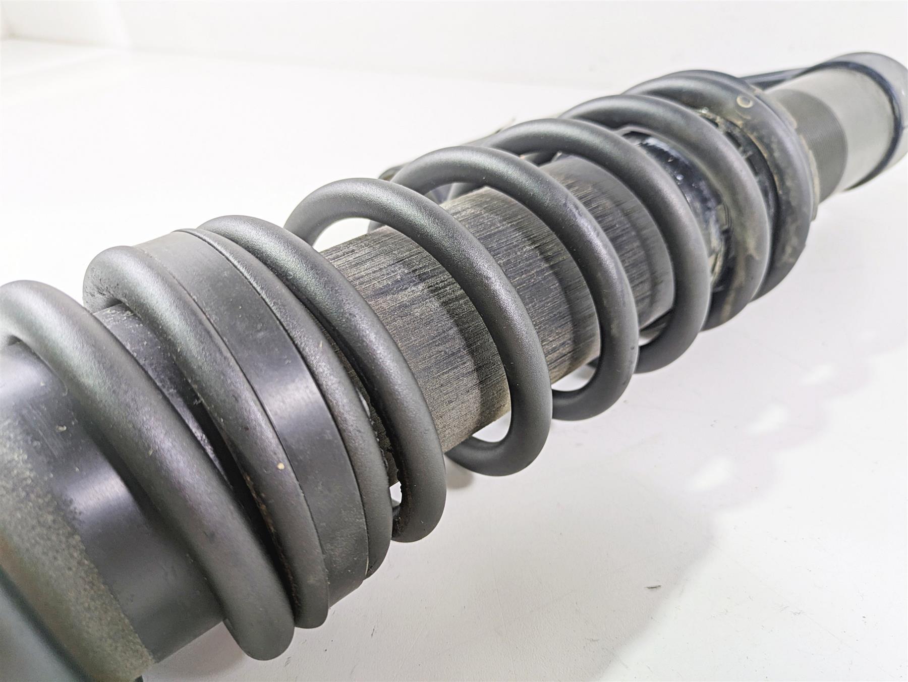 2020 Yamaha YXZ1000 R SS XTR Left Rear Shock Damper Fox B5H-F220H-00-00 {{ shop.shopifyCountryName }} - Mototech271
