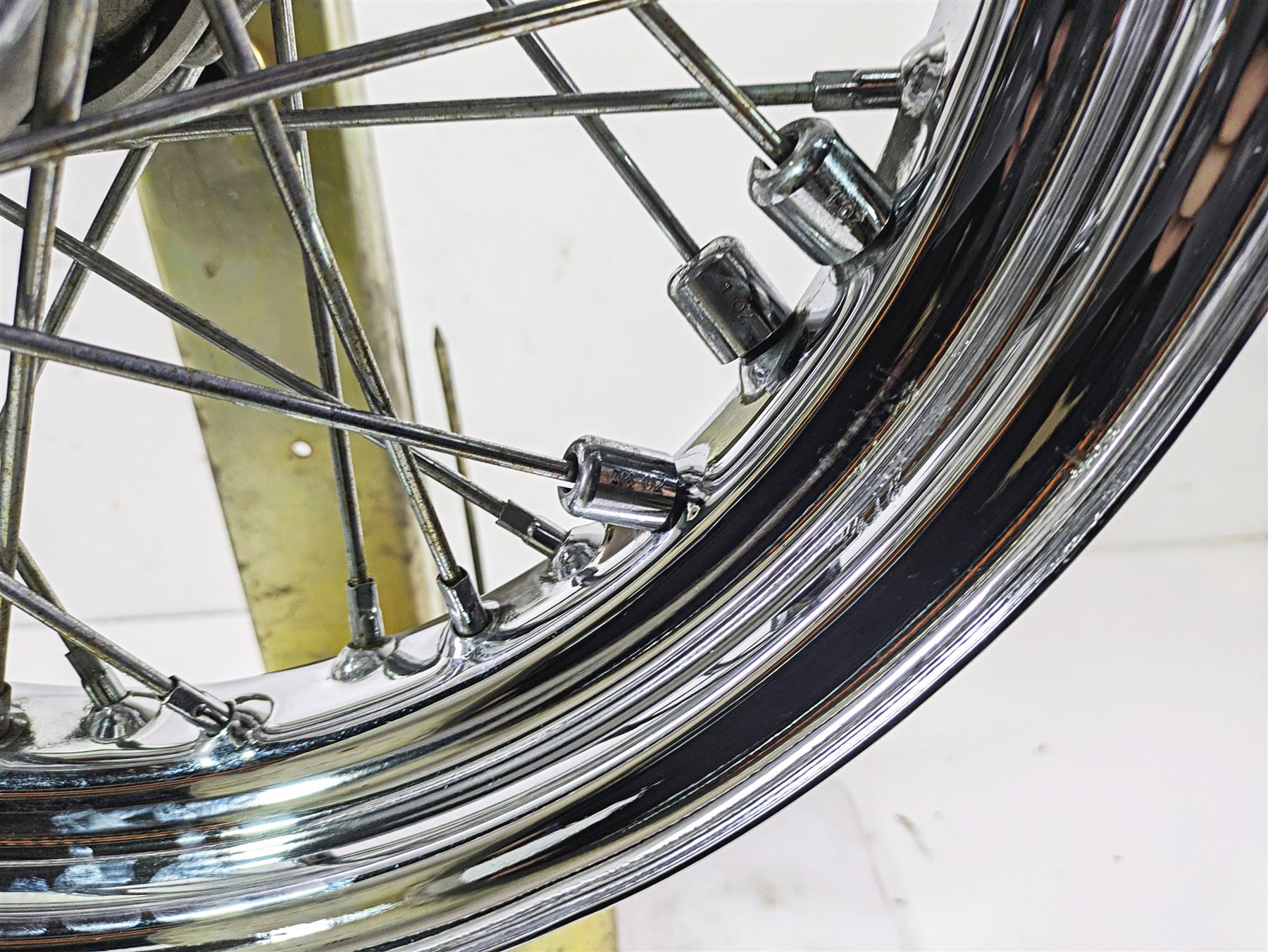 2016 Harley FLSTC Softail Heritage Rear Wheel Rim 16x3 .52mm Runout 40700-08A {{ shop.shopifyCountryName }} - Mototech271