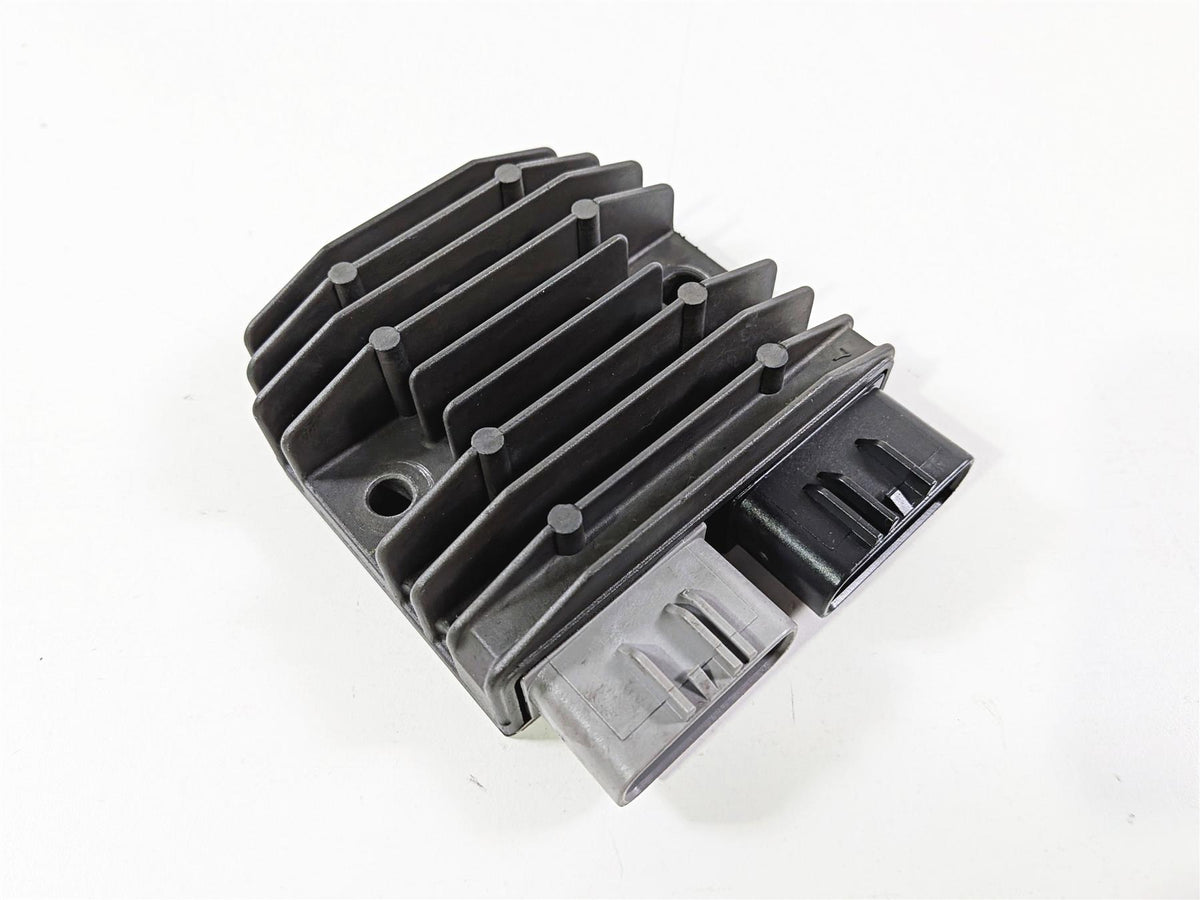 2009 Yamaha VMX17 V-Max 1700 Rectifier Voltage Regulator 1D7-81960-00-00-Mototech271