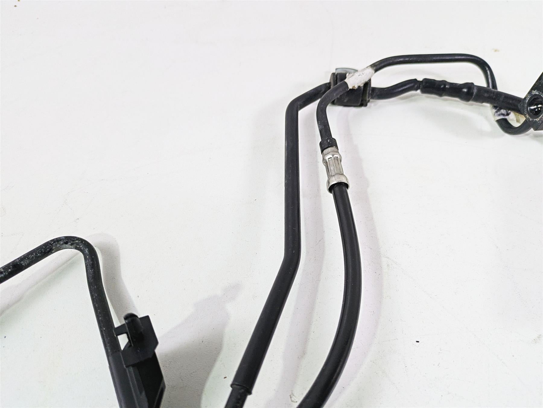 2015 Harley Touring FLHTKL Electra Glide Rear Abs Brake Line Set 41800012 {{ shop.shopifyCountryName }} - Mototech271