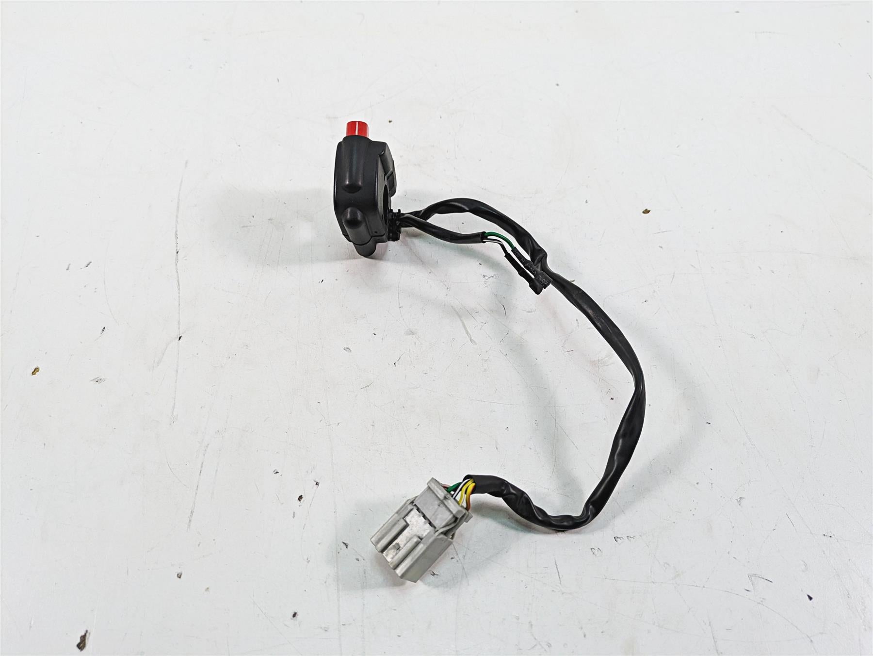 2017 Mv Agusta Dragster 800 Right Hand Start Kill Control Switch 8000B4568 {{ shop.shopifyCountryName }} - Mototech271