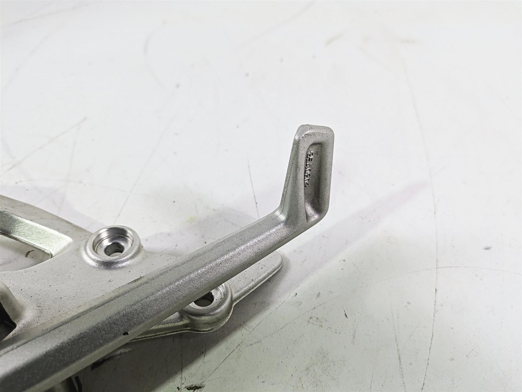 2016 BMW R1200RS K54 Right Rider Footpeg & Brake Pedal 46718540797 {{ shop.shopifyCountryName }} - Mototech271