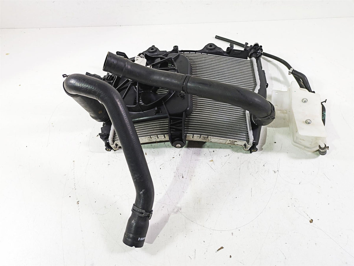 2017 BMW S1000R K47 Radiator Fan Hoses Reservoir - No Leaks 17118551544 {{ shop.shopifyCountryName }} - Mototech271