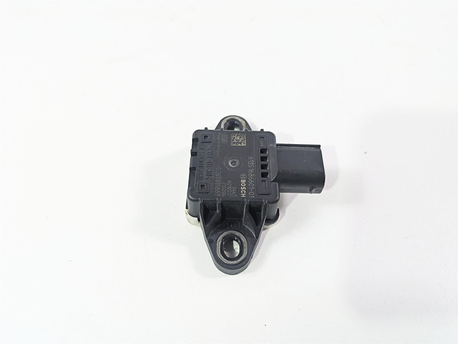 2022 BMW RnineT Pure K22 Bosch Lean Angle Fall Speed Sensor 61351686601 {{ shop.shopifyCountryName }} - Mototech271