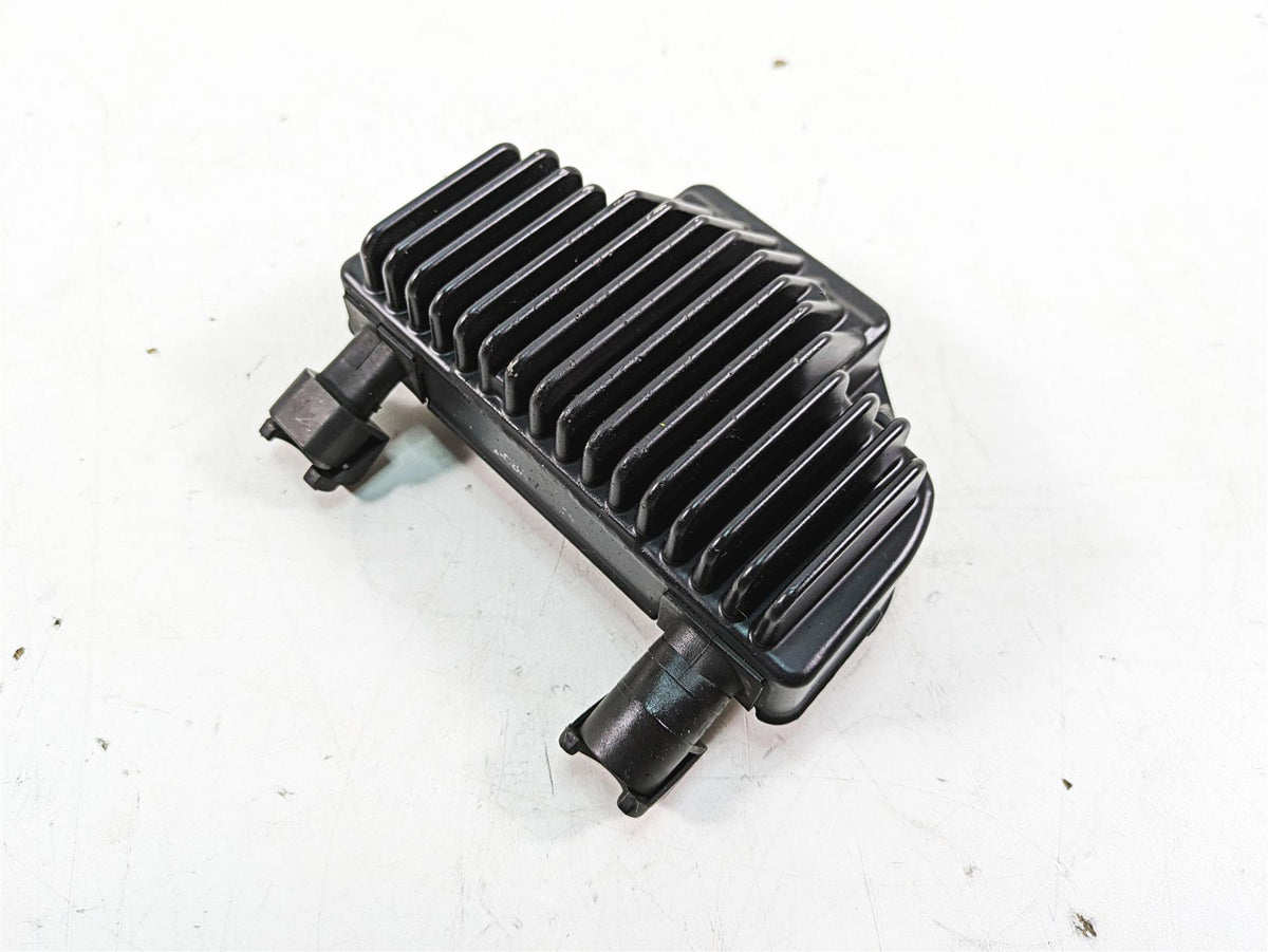 2015 Harley FXDL Dyna Low Rider Rectifier Voltage Regulator 74631-08A {{ shop.shopifyCountryName }} - Mototech271