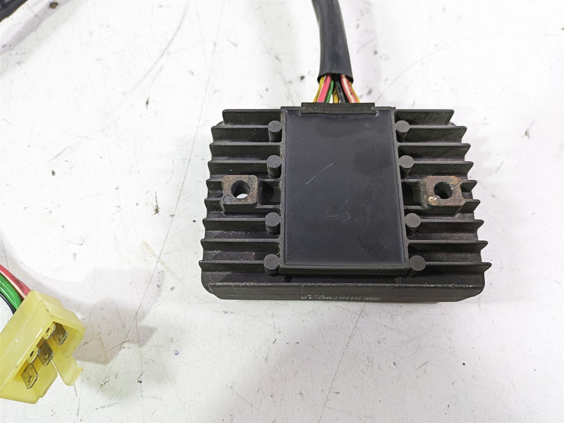 2002 Honda VTX1800 Retro Rectifier Voltage Regulator SH579C-12 31600-MCH-000 {{ shop.shopifyCountryName }} - Mototech271