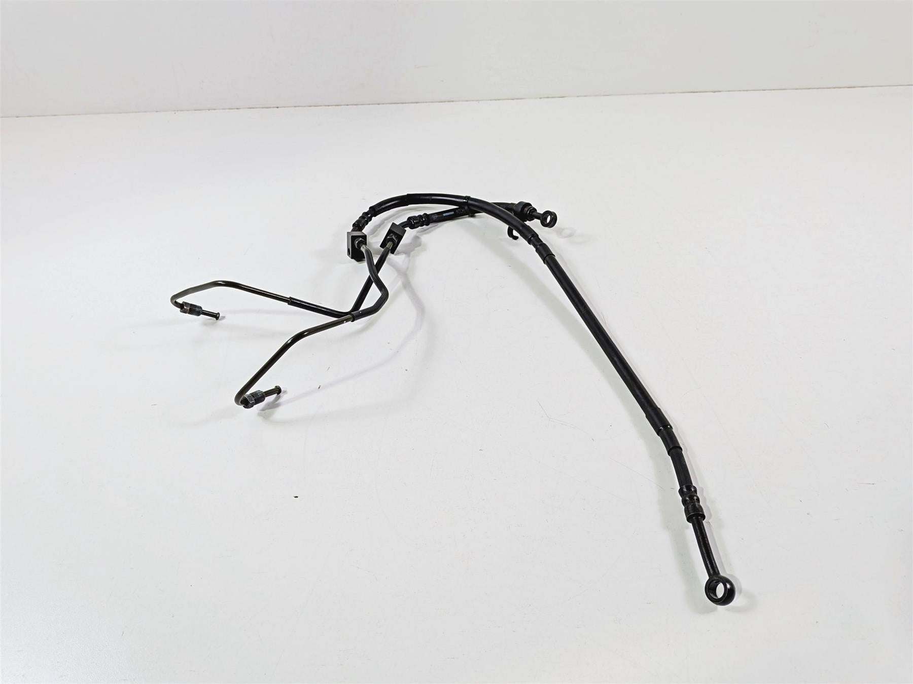 2016 Yamaha YZF R1 RN32 Abs Rear Brake Line Set 2CR-2581J-00-00 2CR-2581K-00-00 {{ shop.shopifyCountryName }} - Mototech271