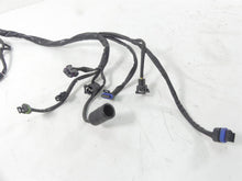Load image into Gallery viewer, 2005 Harley Touring CVO FLHTC SE Electra Glide  Efi Wiring Harness 70233-04 | Mototech271
