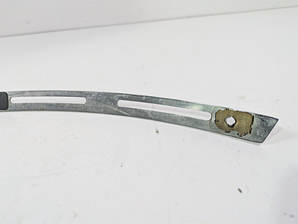 2010 Harley Touring FLHXSE CVO Street Glide Windshield Screen Trim 59133-99 {{ shop.shopifyCountryName }} - Mototech271