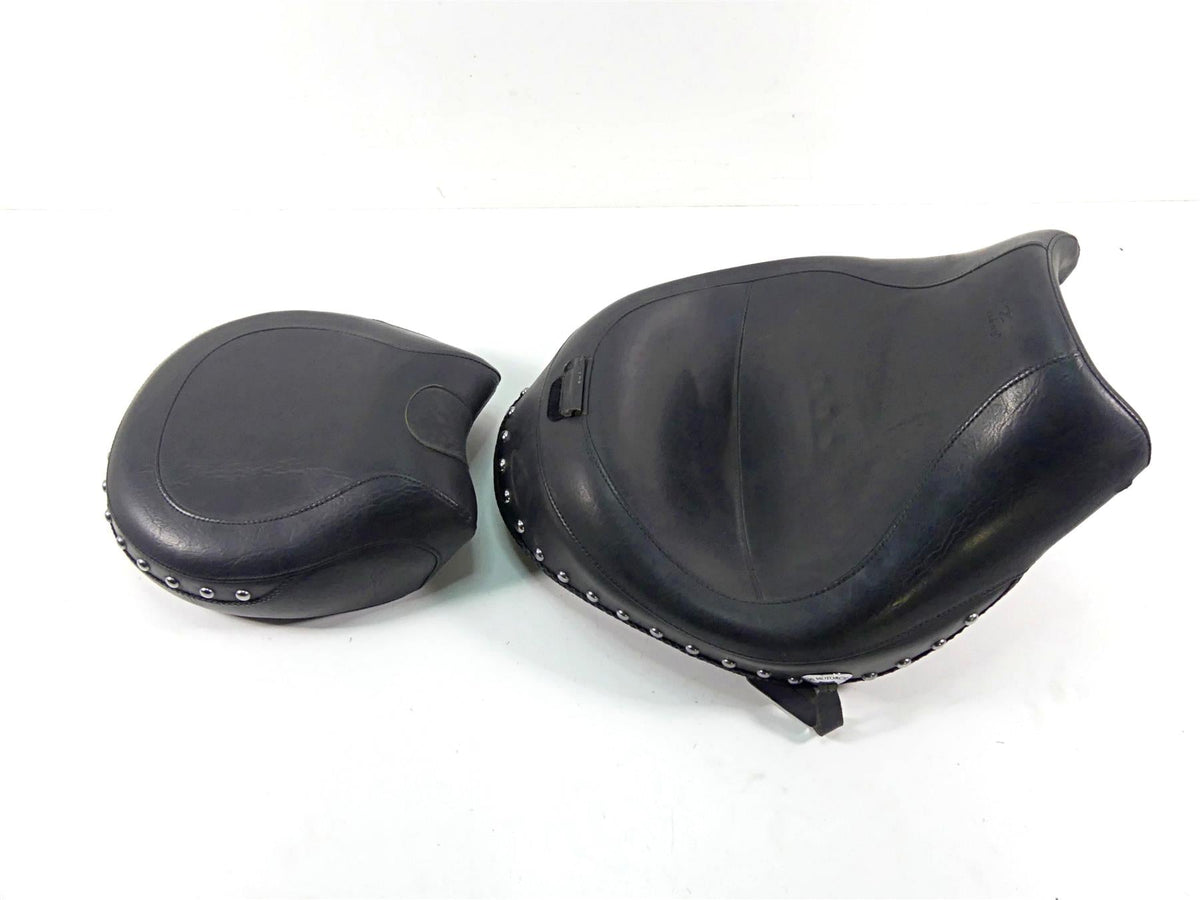 2007 Honda VTX1800 T2 Mustang Wide Touring Front Rear Seat Set - Read 75920 {{ shop.shopifyCountryName }} - Mototech271