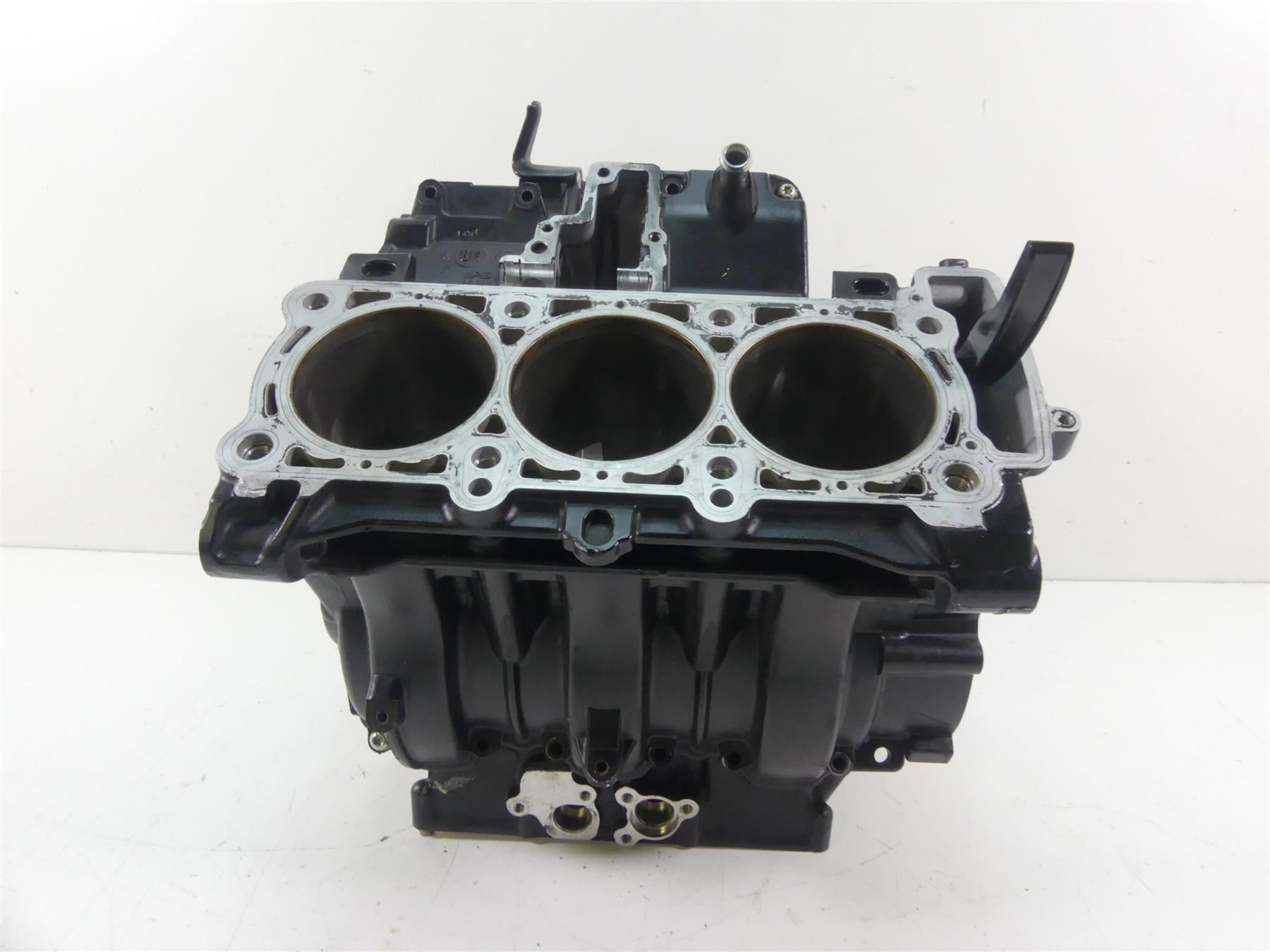 2018 Mv Agusta F3 800 RC Engine Crankcase Crank Case Cylinder Set 8A00C3686 {{ shop.shopifyCountryName }} - Mototech271