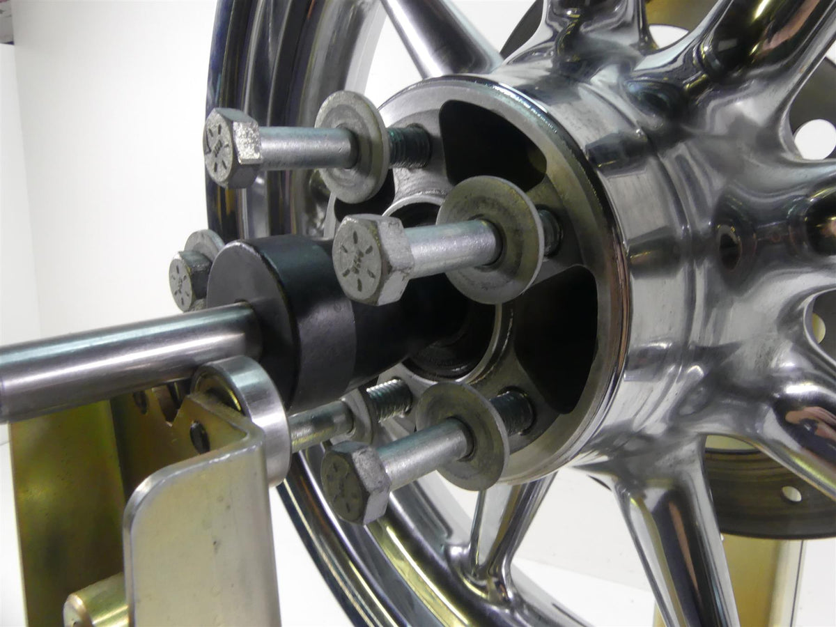 2007 Harley FLHTCU SE CVO Electra Glide Rear 9 Spoke Chrome Wheel 16x3 43484-08 {{ shop.shopifyCountryName }} - Mototech271