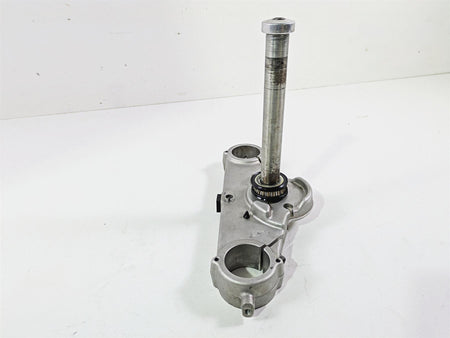 2018 Harley FLHCS Softail Heritage 115th Lower Triple Tree & Covers 45900181 {{ shop.shopifyCountryName }} - Mototech271