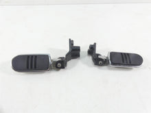 Load image into Gallery viewer, 2004 Yamaha XV1700 Road Star Warrior Rear Passenger Footpeg Set 5PX-27440-10-00 | Mototech271

