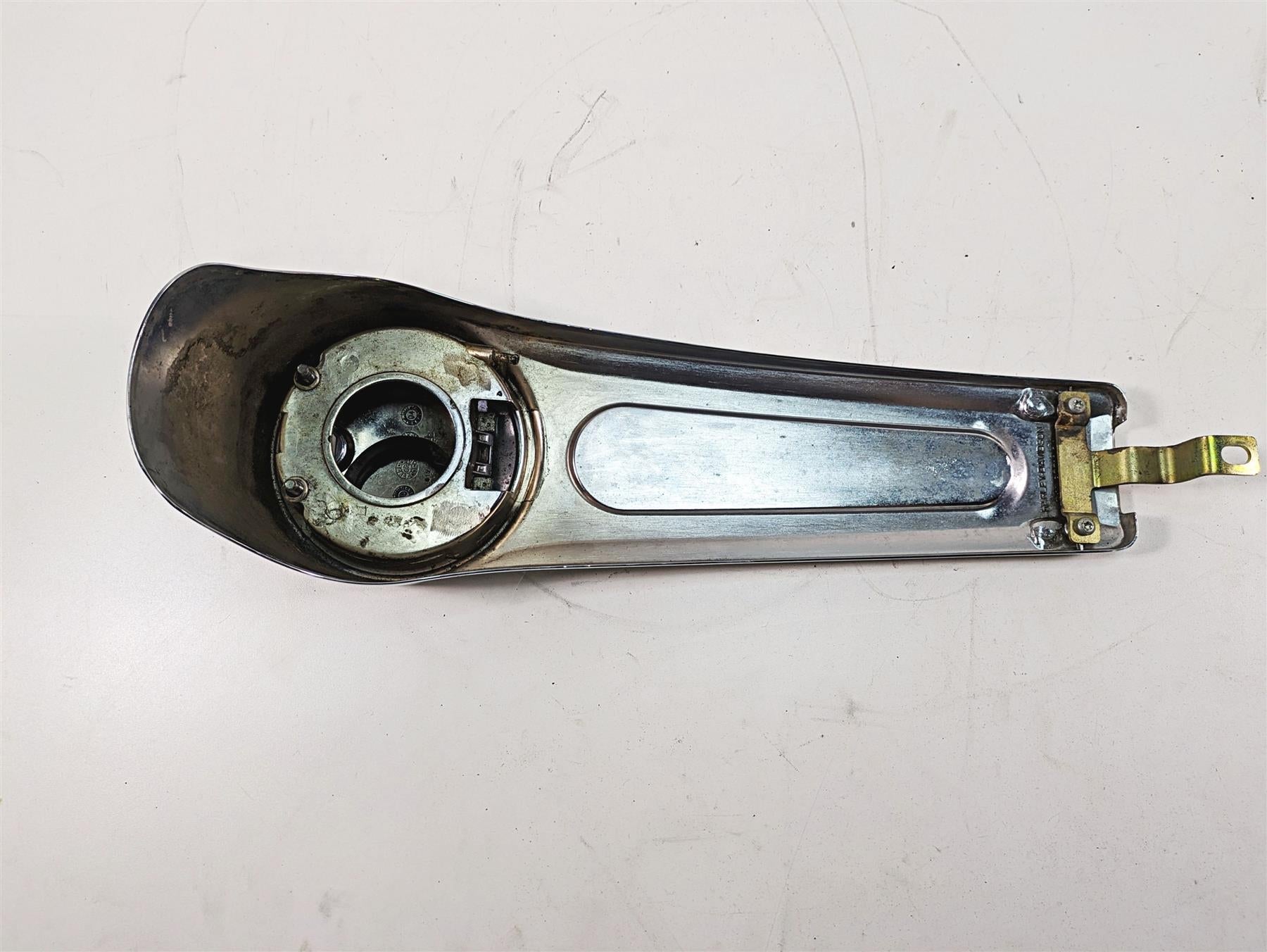 2006 Harley Touring FLHXI Street Glide Fuel Gas Tank Dash Cover 69214-04 {{ shop.shopifyCountryName }} - Mototech271