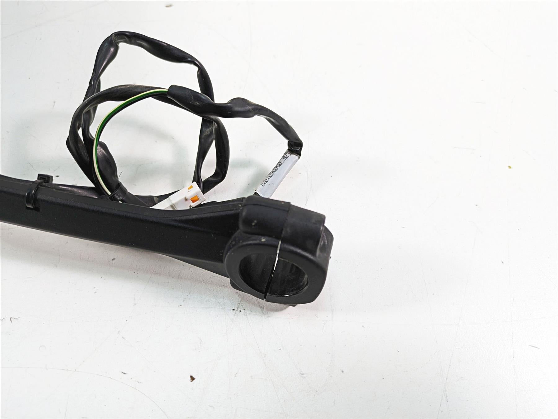 2020 Ducati Hypermotard 950 SP Left Handguard Blinker Turn Signal Set 53010352A {{ shop.shopifyCountryName }} - Mototech271