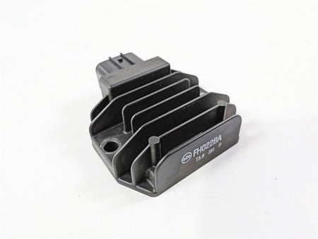 2024 Yamaha YZF R1 RN65 Rectifier Voltage Regulator FH022BA 2CR-81960-00-00 {{ shop.shopifyCountryName }} - Mototech271