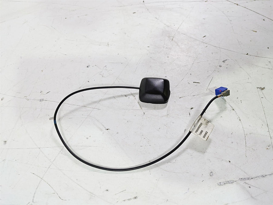 2015 Harley Touring FLHTKL E -Glide Low Gps Antenna Wiring 76000222 {{ shop.shopifyCountryName }} - Mototech271