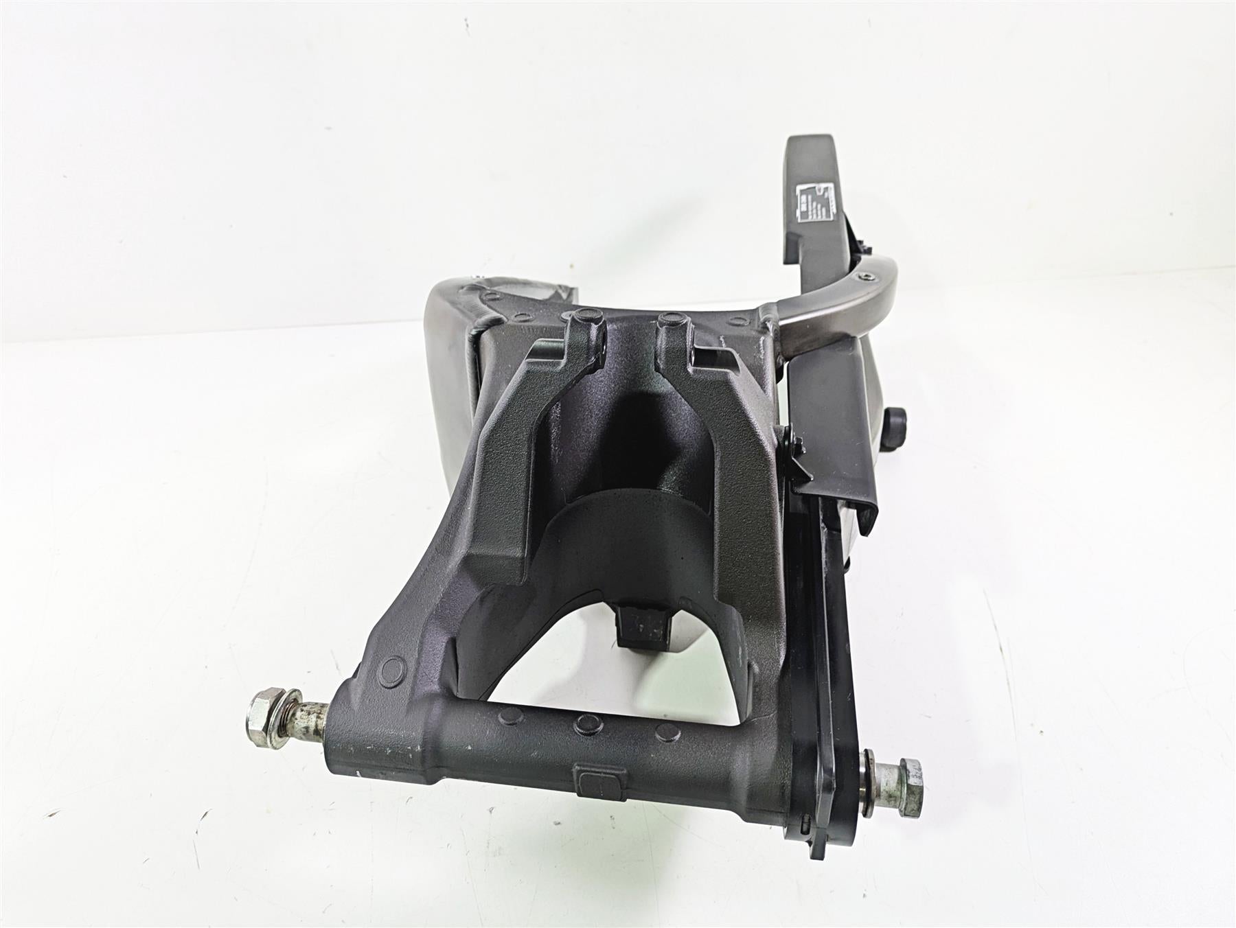 2017 Honda CBR600RR Straight Rear Swing Arm Swingarm & Axle 52200-MFJ-A40 {{ shop.shopifyCountryName }} - Mototech271