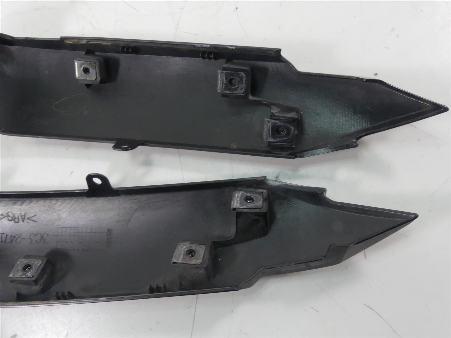 2007 Yamaha FZ1 Fazer Rear Tail Side Cover Fairing Set 3C3-2471K-00 3C3-2472K-00 {{ shop.shopifyCountryName }} - Mototech271
