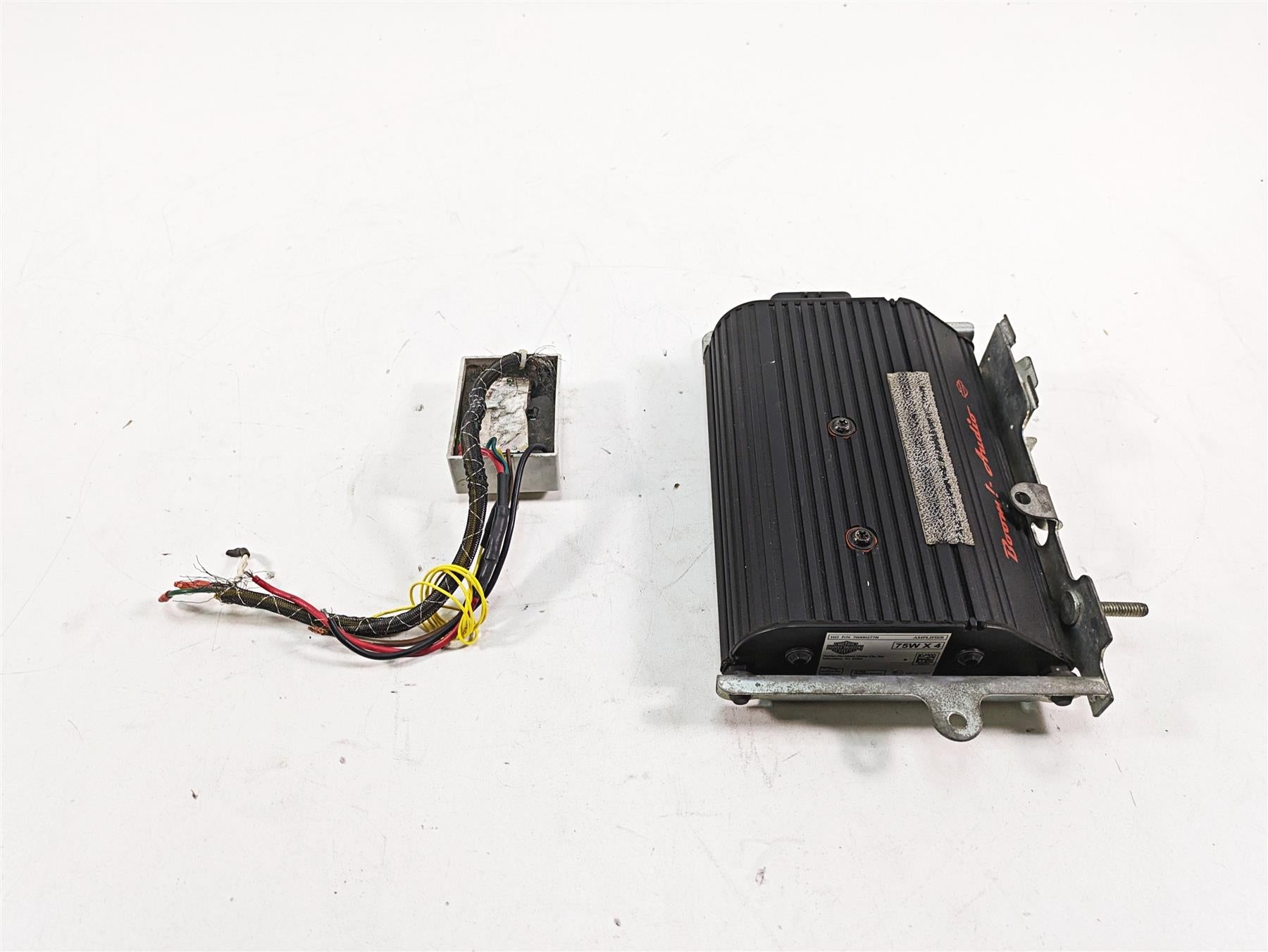 2018 Harley Touring FLHXSE CVO Street Glide Boom! Amplifier Amp 75Wx4 76000277B {{ shop.shopifyCountryName }} - Mototech271