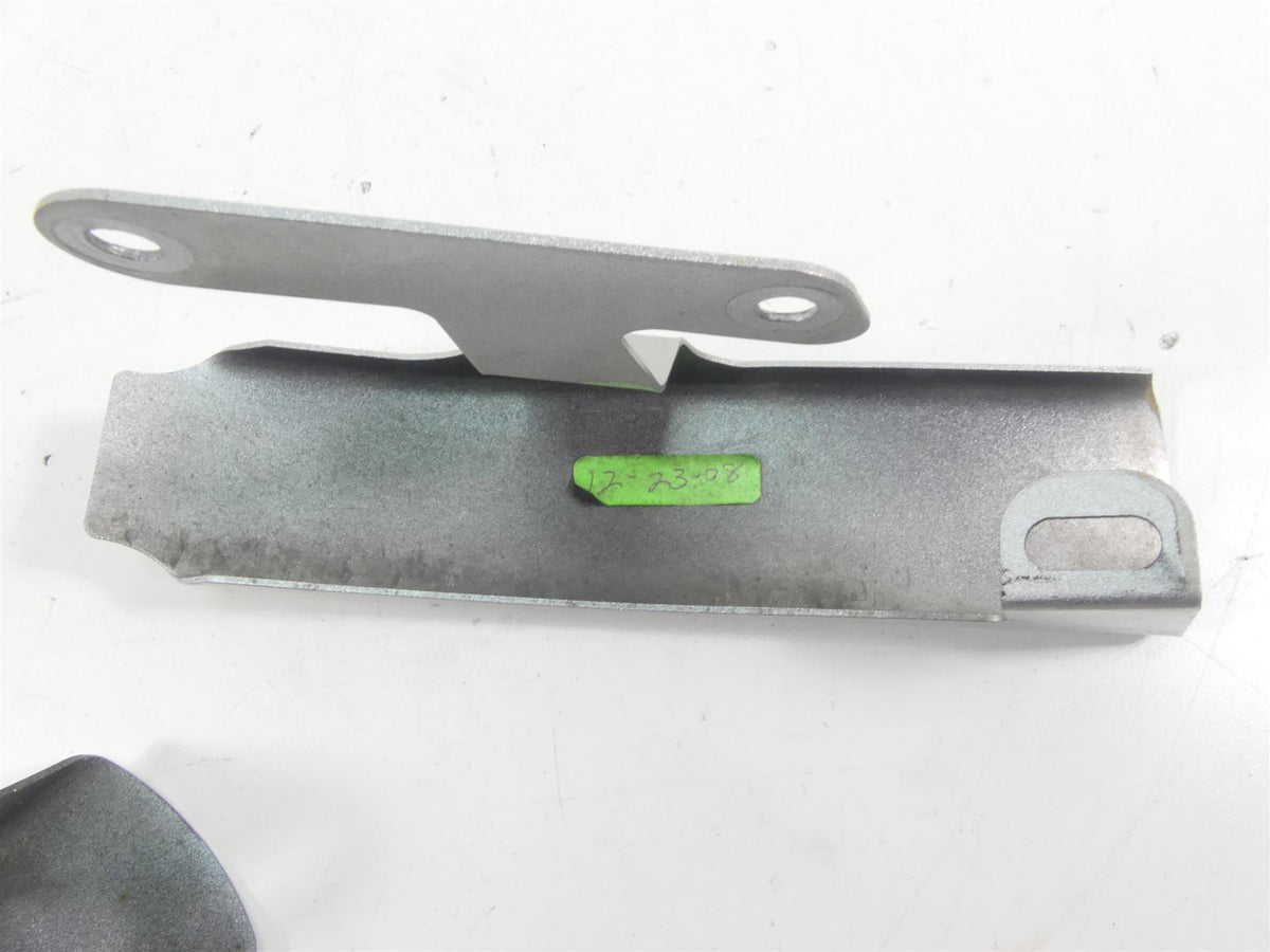 2009 Harley FLHTCU SE4 CVO E-Glide Fender Saddlebag Trim Filler Set 91638-09CZB {{ shop.shopifyCountryName }} - Mototech271