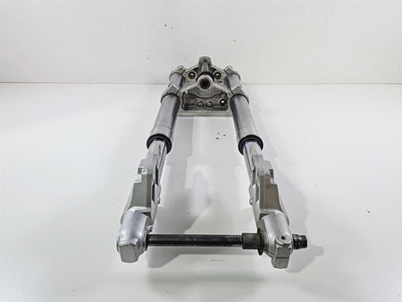 2001 Suzuki VZ800 Marauder Front Fork Triple Tree Set 51110-48E10 51120-48E10 {{ shop.shopifyCountryName }} - Mototech271