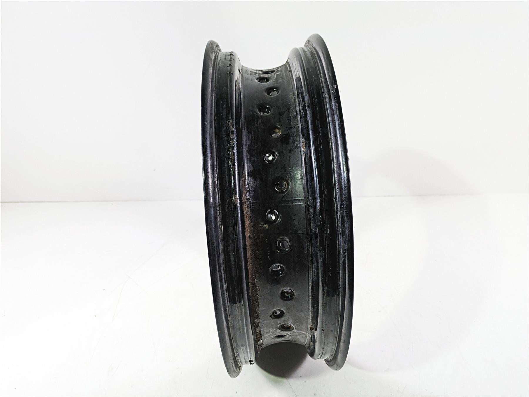 2017 Harley Dyna FXDB Street Bob Rear Wheel Rim 17x4.5 READ 41430-09A {{ shop.shopifyCountryName }} - Mototech271