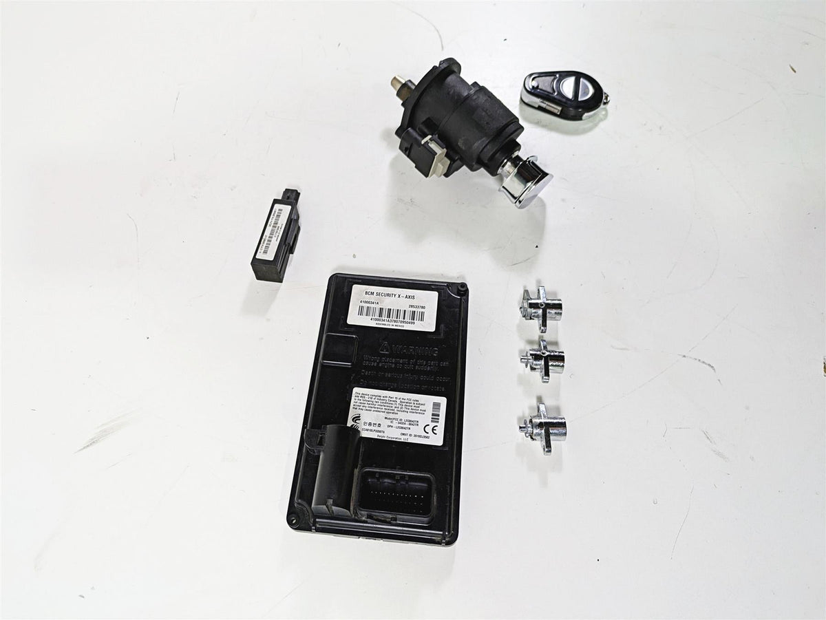 2017 Harley Touring FLHTKSE CVO E-Glide Bcm Ignition Switch Key Set 71400090B {{ shop.shopifyCountryName }} - Mototech271