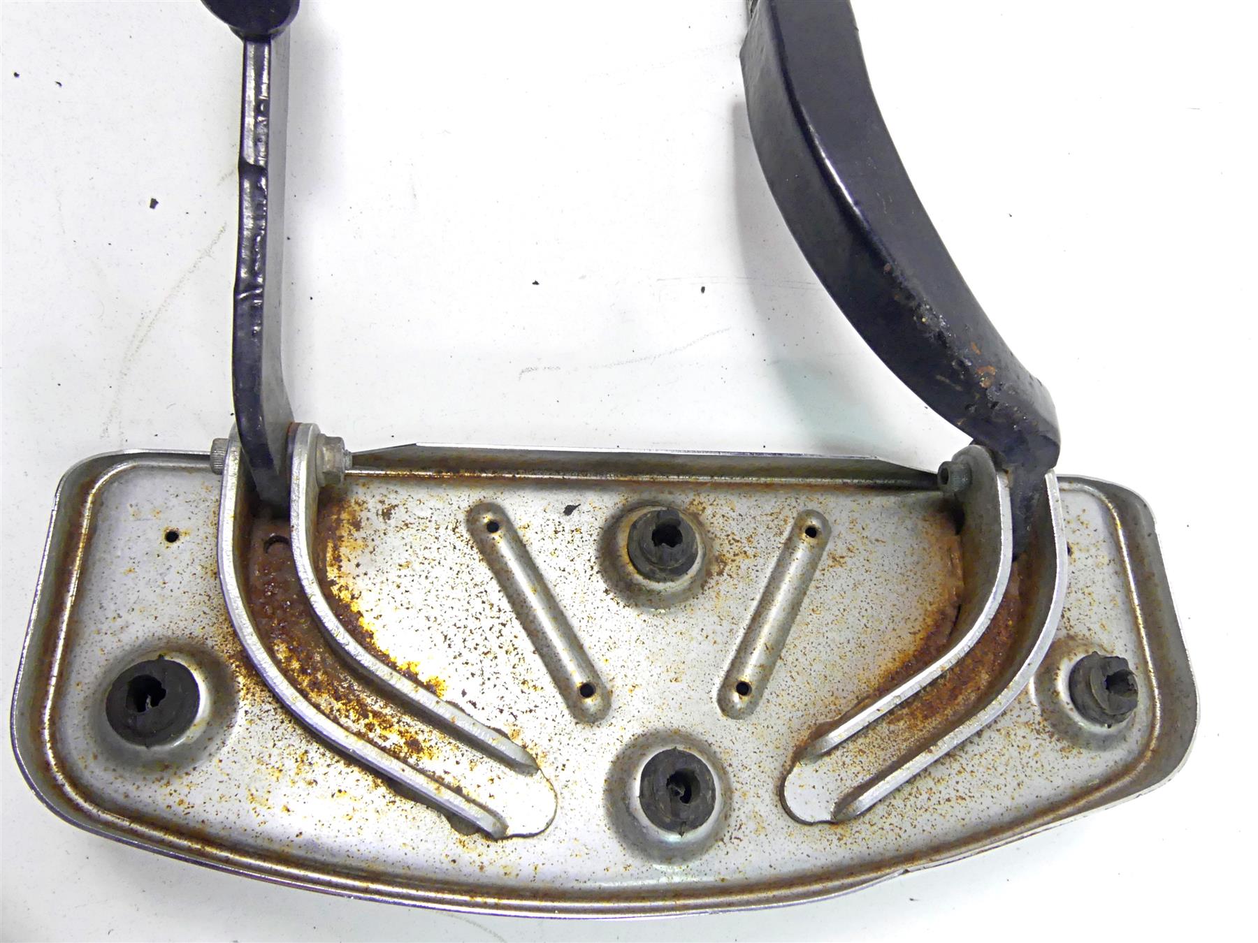 2004 Harley Touring FLHTCUI Electra Glide Front Floor Board Set 50621-79A {{ shop.shopifyCountryName }} - Mototech271