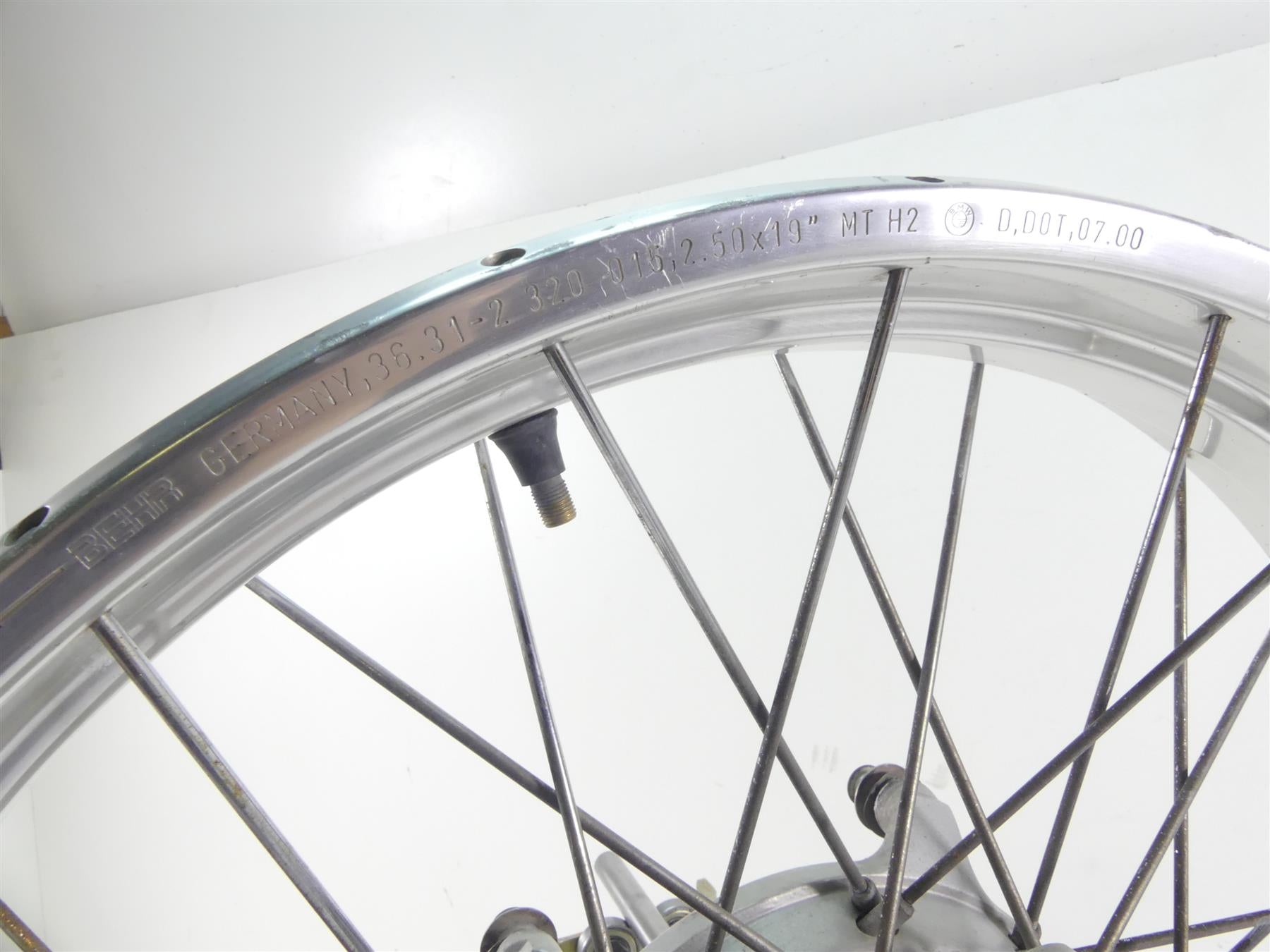2001 BMW R1150 GS R21 Straight Behr Front Spoke Wheel Rim 19x2.5 36312320015 {{ shop.shopifyCountryName }} - Mototech271