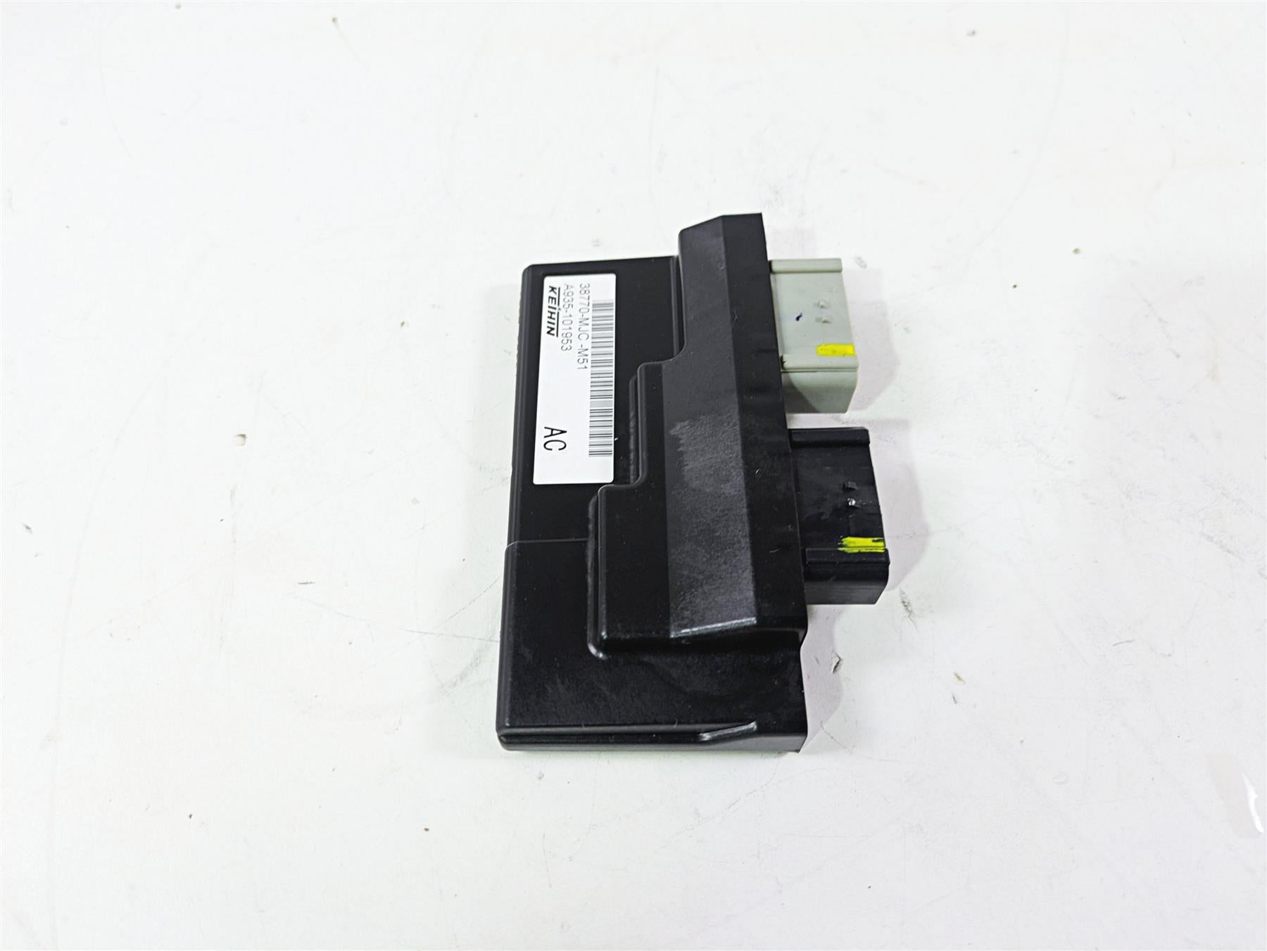 2025 Honda CBR600RR Keihin Cdi Ecu Ecm Engine Control Module 38770-MJC-M51 {{ shop.shopifyCountryName }} - Mototech271