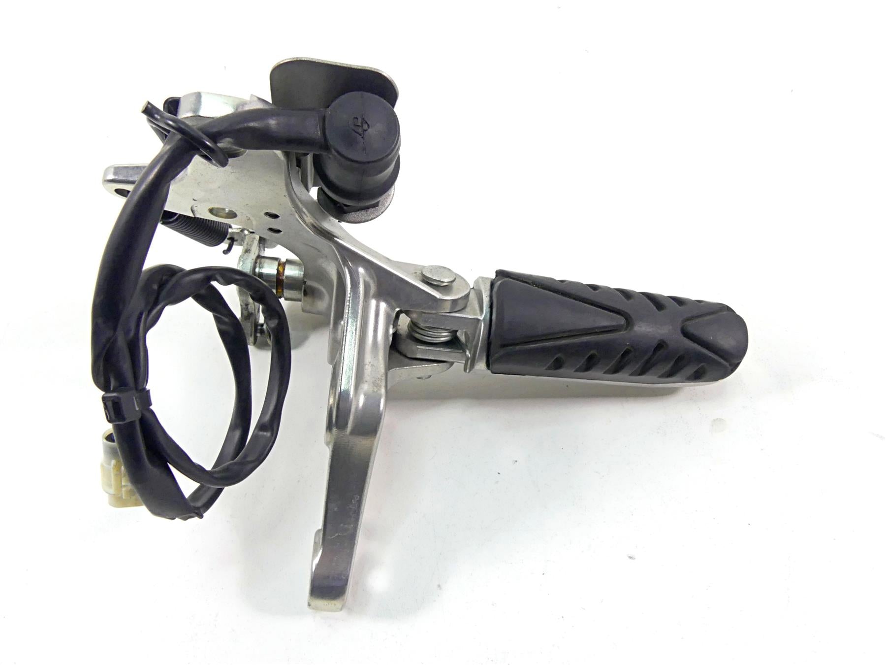 2012 Yamaha VMX17 VMAX 1700 Right Footpeg Foot Peg Res 2S3-27443-00-00 {{ shop.shopifyCountryName }} - Mototech271