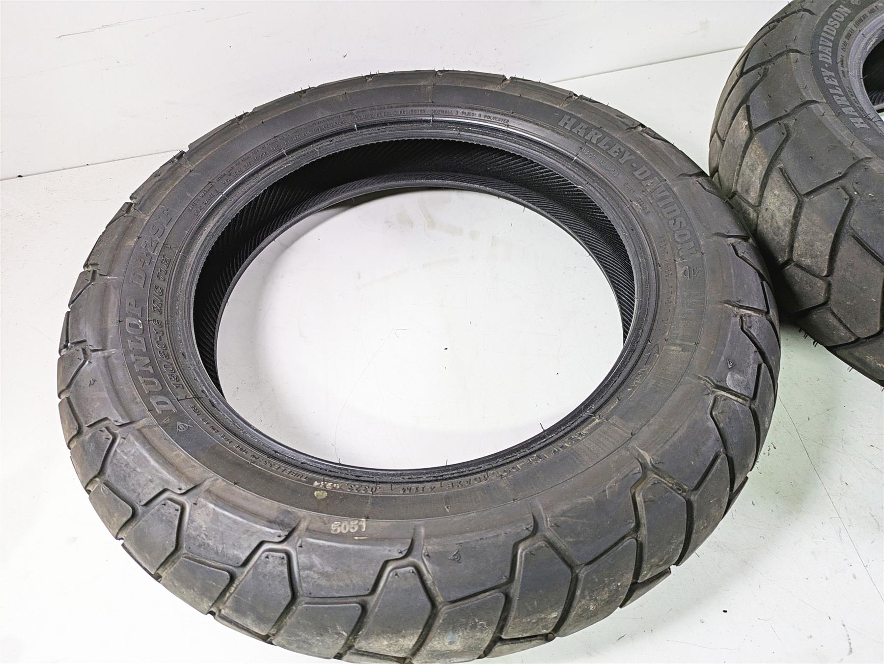 Harley Davidson Front Rear Dunlop D429 Tire Set 43100039 43200039 {{ shop.shopifyCountryName }} - Mototech271