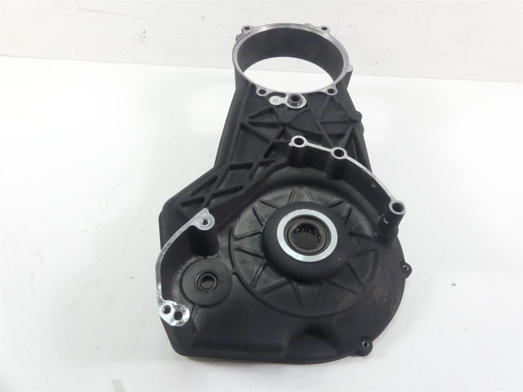 2005 Harley Dyna FXDLI Low Rider Inner Primary Drive Clutch Cover 60681-01 {{ shop.shopifyCountryName }} - Mototech271