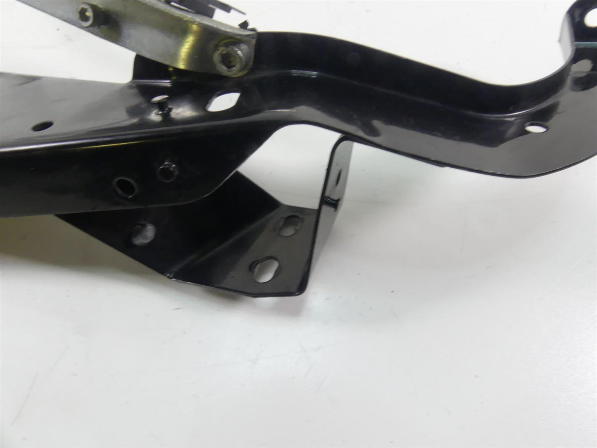 2009 Harley FLHTCU SE4 CVO E-Glide Front Fairing Mount Set - Read 58478-96B {{ shop.shopifyCountryName }} - Mototech271