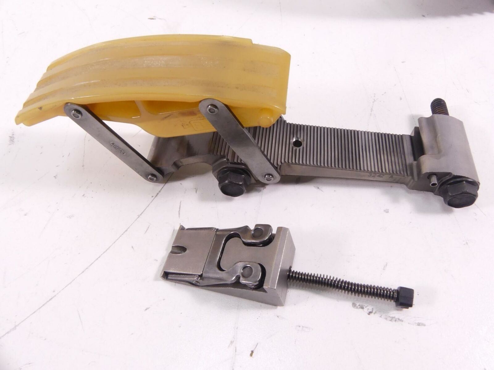 2013 Harley Touring FLTRU Road Glide Primary Drive Clutch Kit 37816-11 {{ shop.shopifyCountryName }} - Mototech271