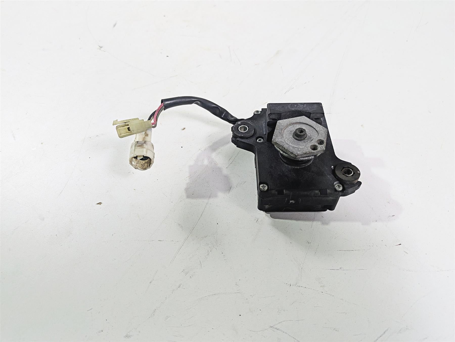 2006 Suzuki GSXR1000 K6 Exhaust Servo Motor Actuator Denso 33970-41G00 {{ shop.shopifyCountryName }} - Mototech271
