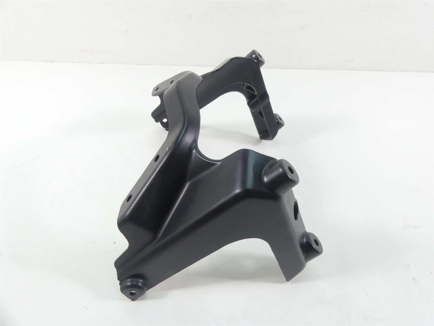 2005 Ducati Multistrada 1000S Front Subframe Stay Fairing Support 82914322A {{ shop.shopifyCountryName }} - Mototech271