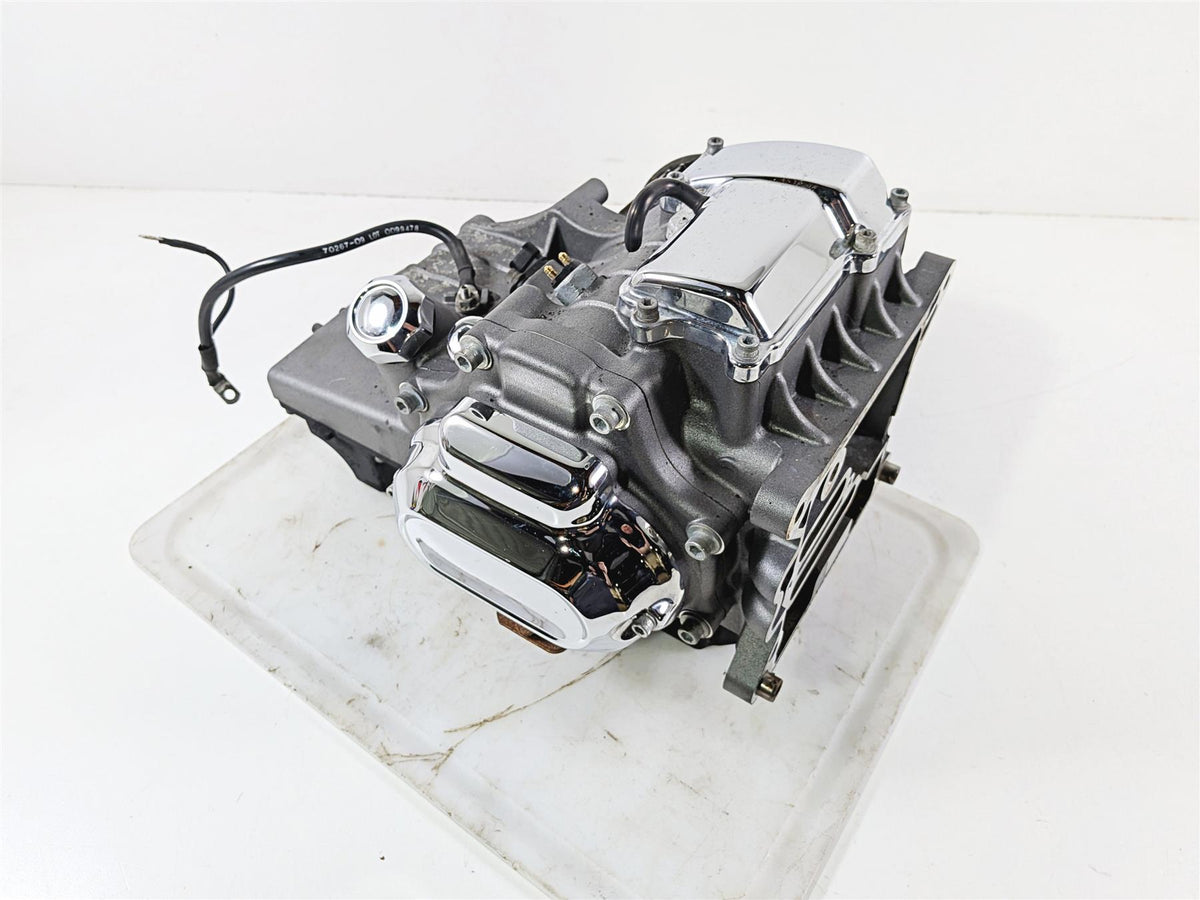 2015 Harley Touring FLTRUSE CVO Road Glide Transmission Gear Box 6 Spd 33203-10A-Mototech271