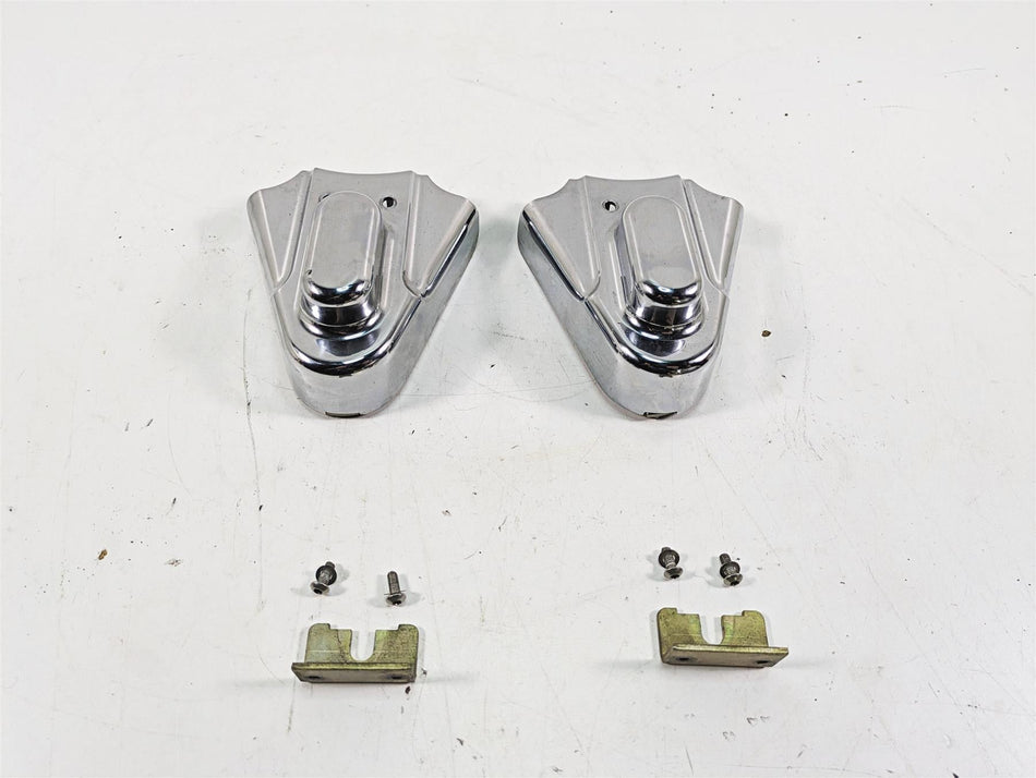 2000 Harley FXSTS Softail Springer Kuryakyn Chrome Rear Axle Cover Set 8202 {{ shop.shopifyCountryName }} - Mototech271
