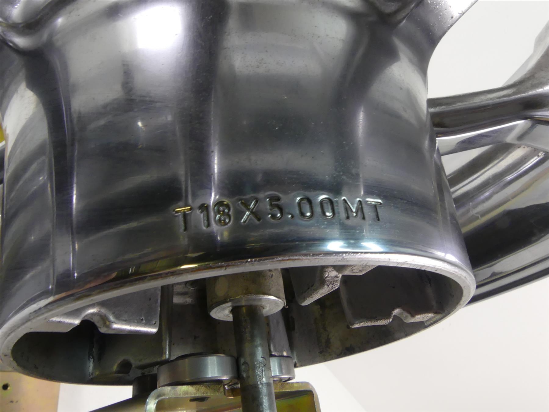 2012 Harley CVO FLHX SE3 Street Glide Rear Agitator Wheel 18x5 47951-10 {{ shop.shopifyCountryName }} - Mototech271