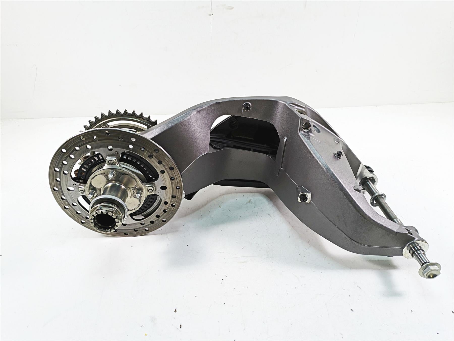 2020 Ducati Hypermotard 950 SP Straight Rear Swingarm & Axle 37021011B 81920382C {{ shop.shopifyCountryName }} - Mototech271