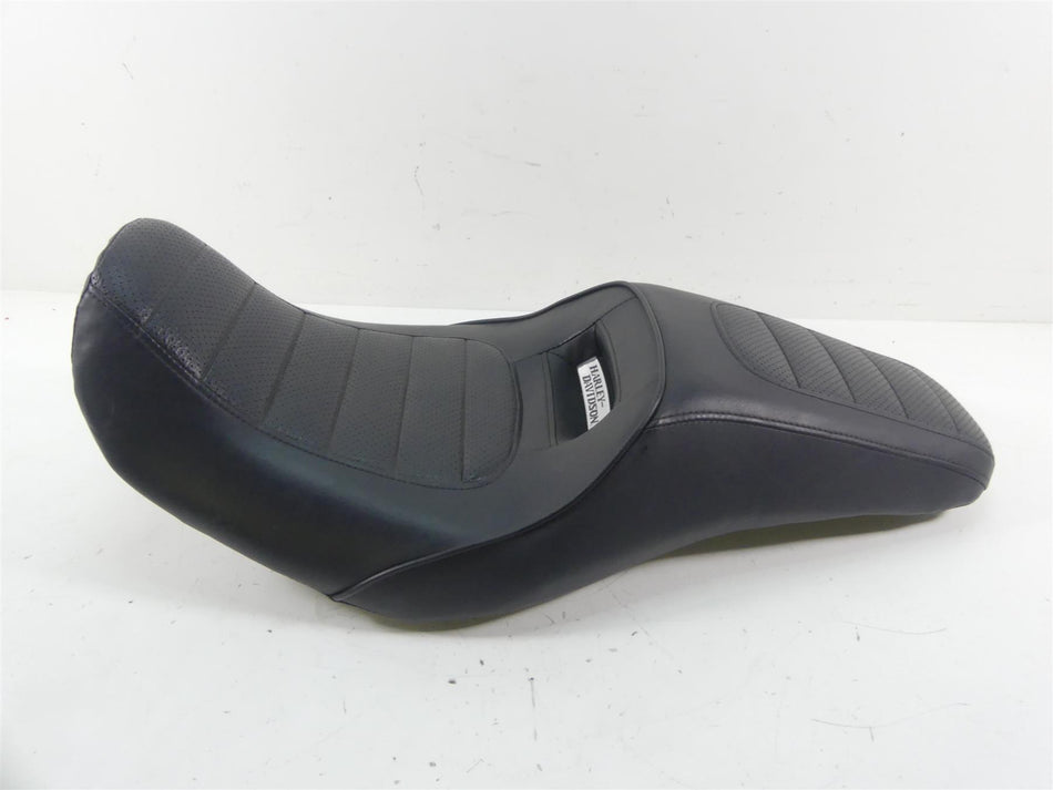 2014 Harley FXDL Dyna Low Rider Nice Duo Seat Saddle - No Tears 52000136 {{ shop.shopifyCountryName }} - Mototech271