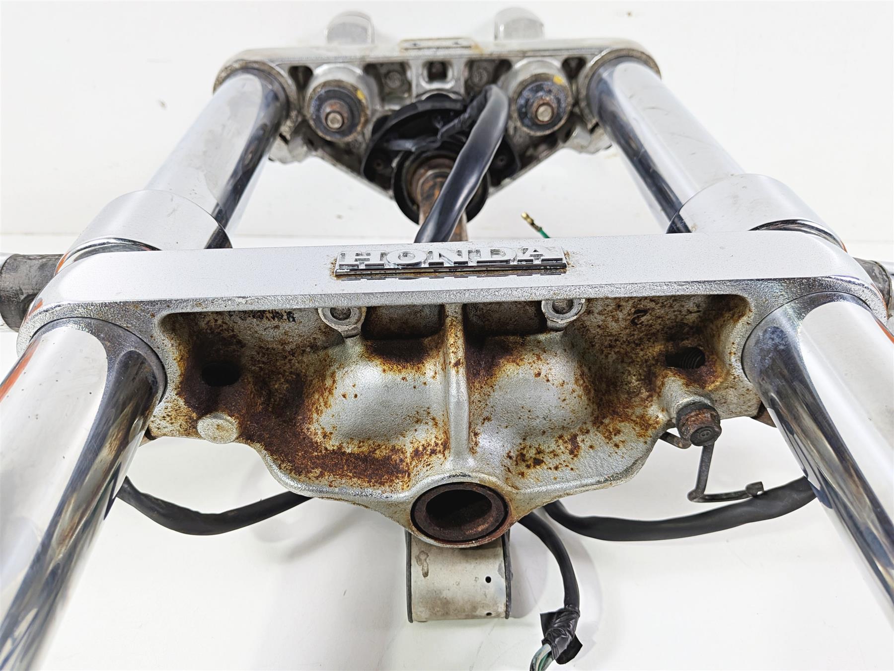 1995 Honda VT600 CD Shadow Deluxe Front End Forks 51400-MZ8-004 51500-MZ8-611 {{ shop.shopifyCountryName }} - Mototech271