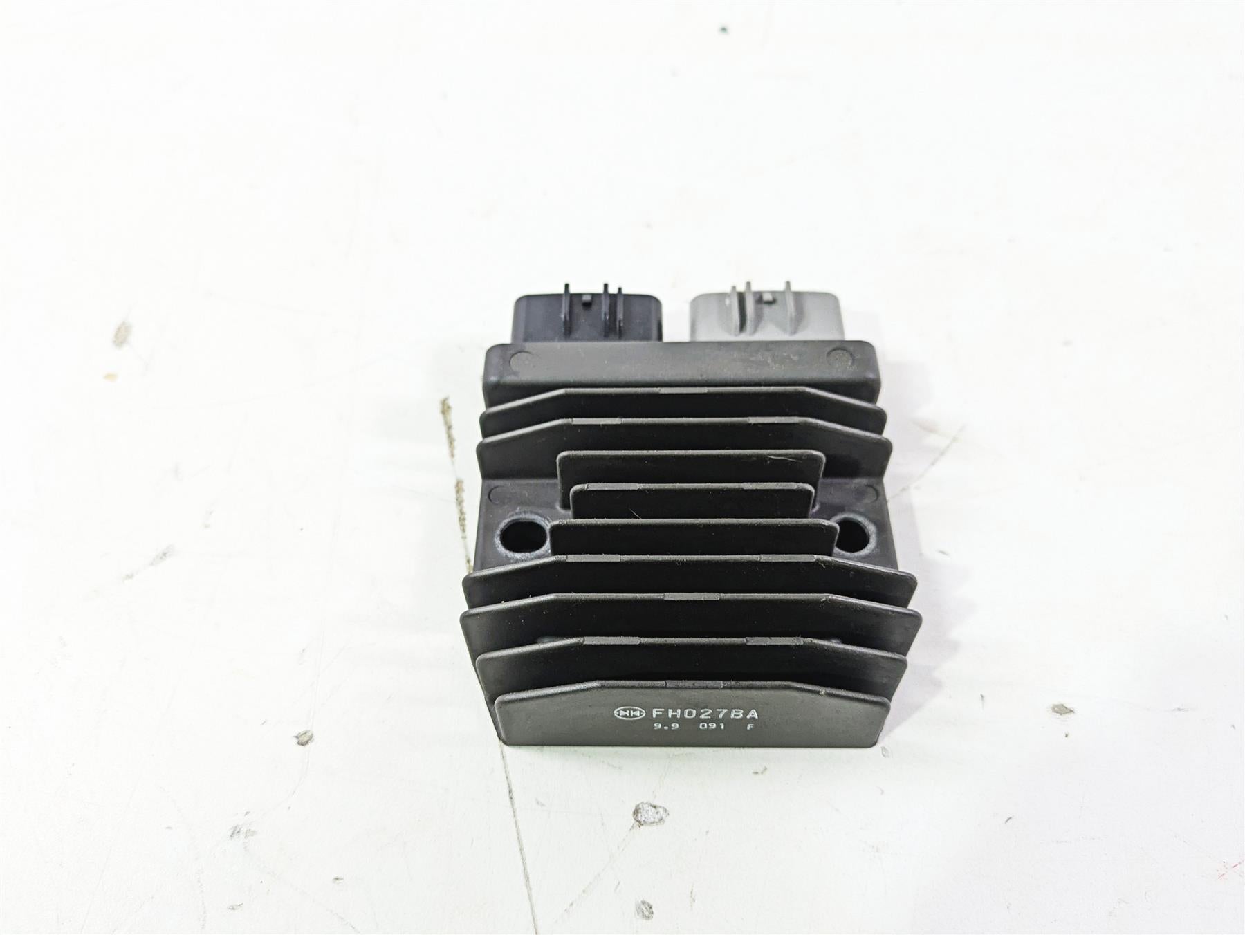 2020 Kawasaki Teryx KRX KRF 1000 Rectifier Voltage Regulator 21066-0771 FH027BA {{ shop.shopifyCountryName }} - Mototech271
