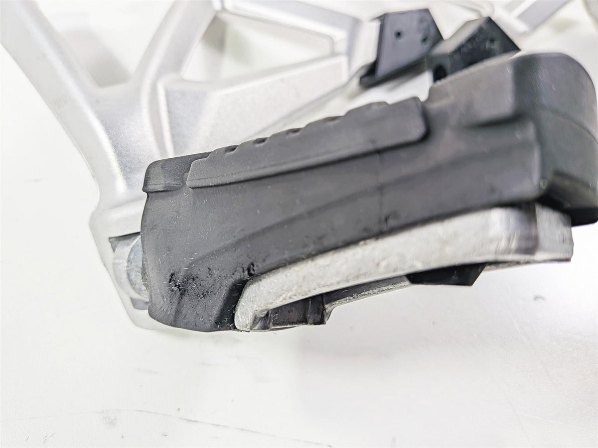 2016 BMW R1200 GS K50 Rear Passenger Footpeg Set 46718528793 46718528794 {{ shop.shopifyCountryName }} - Mototech271