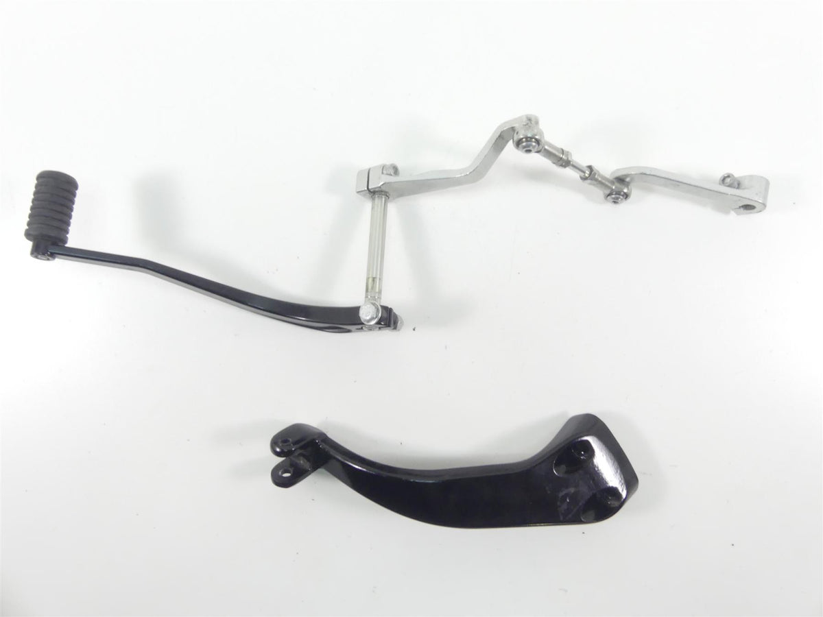 2022 Harley Softail FXBBS Street Bob Shift Lever + Footpeg Mount Set 33600234 {{ shop.shopifyCountryName }} - Mototech271