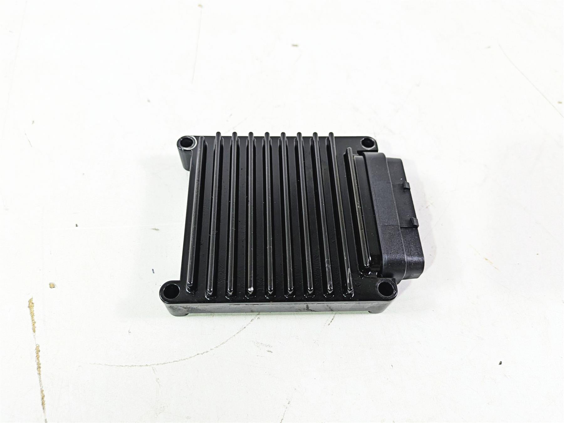2009 Harley FXCWC Softail Rocker Cdi Ecu Ecm Engine Control Module 32852-08A {{ shop.shopifyCountryName }} - Mototech271